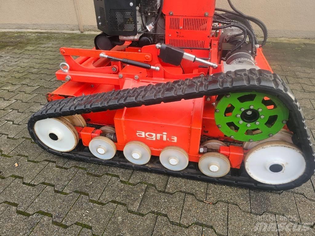 Agria 9600-112 Sekačky namontované a tažené