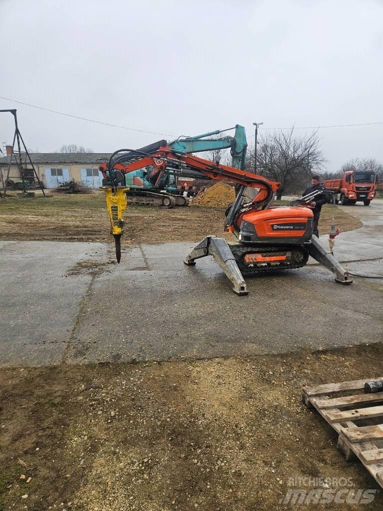 Husqvarna DXR305 Demoliční rýpadla