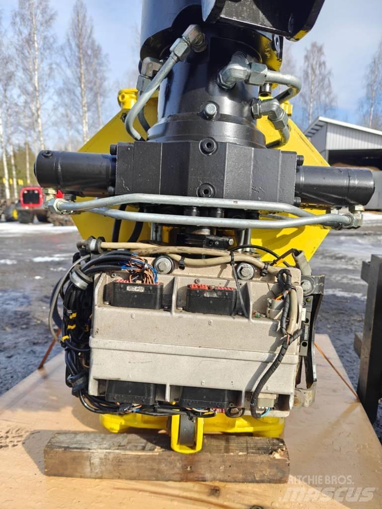 Timberjack 730 Těžební hlavy
