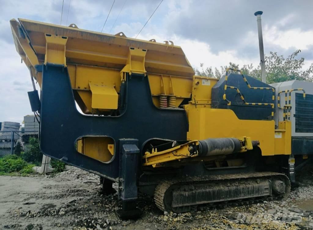 Sandvik QJ 240 Mobilní drtiče