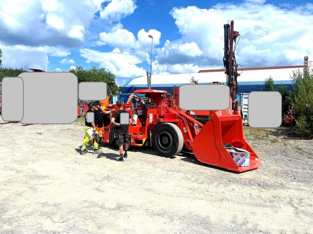 Sandvik LH202 Podzemní nakladače