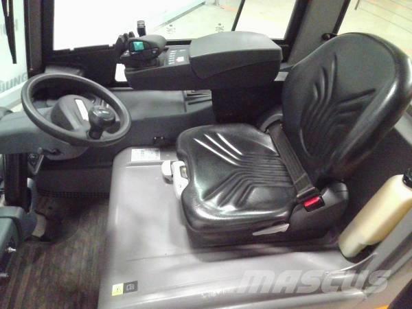 Jungheinrich EFG 220 Akumulátorové vozíky