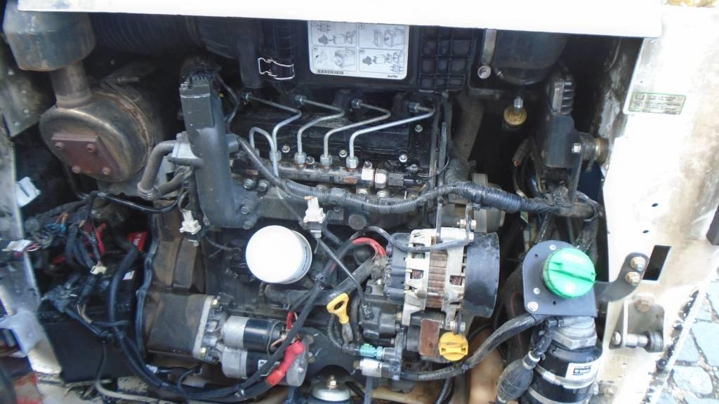 Bobcat T 590 Smykem řízené nakladače