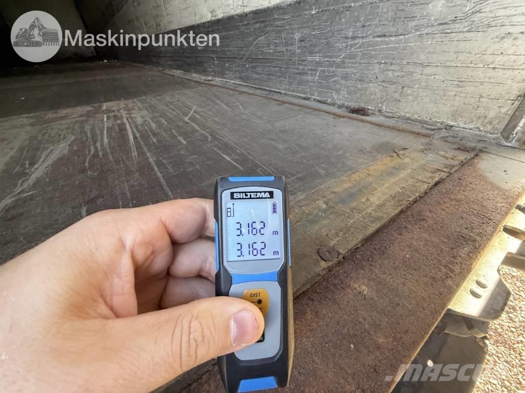 Schmitz SKO 24 Skříňové návěsy