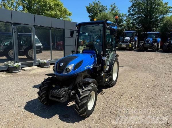 New Holland T4.90 N Traktory