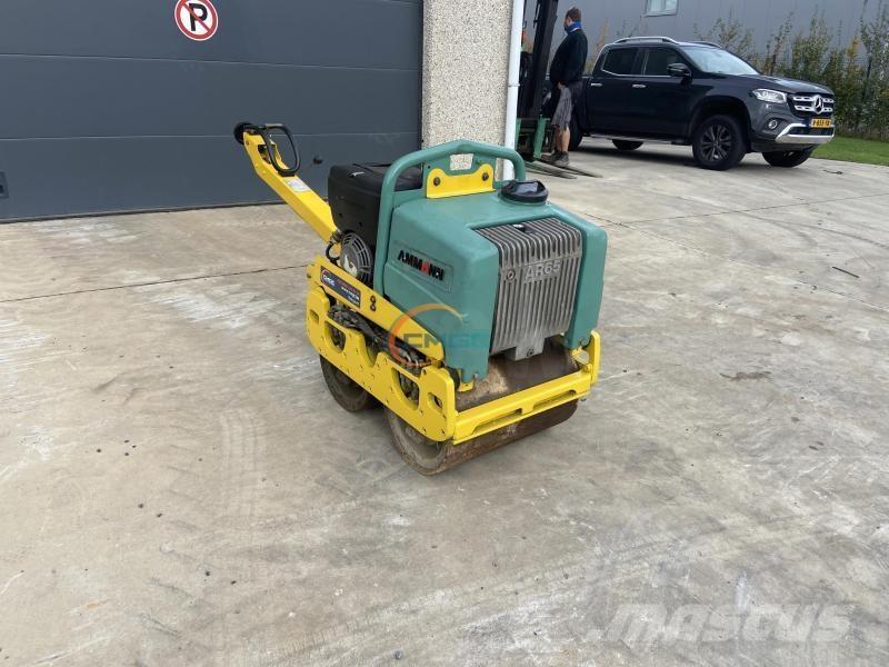Ammann AR65 Půdní kompaktory