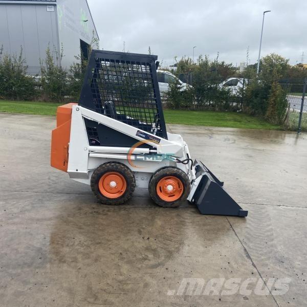 Bobcat 310 Kolové nakladače