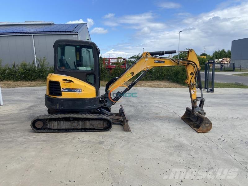 Bobcat E 35 Kolová rýpadla