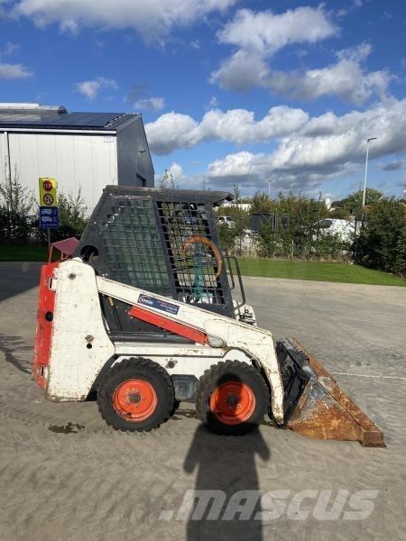 Bobcat S 70 Kolové nakladače