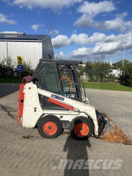 Bobcat S 70 Kolové nakladače