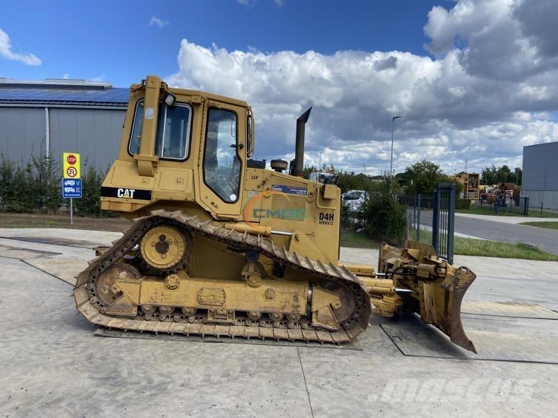 CAT D4H Pásové dozery