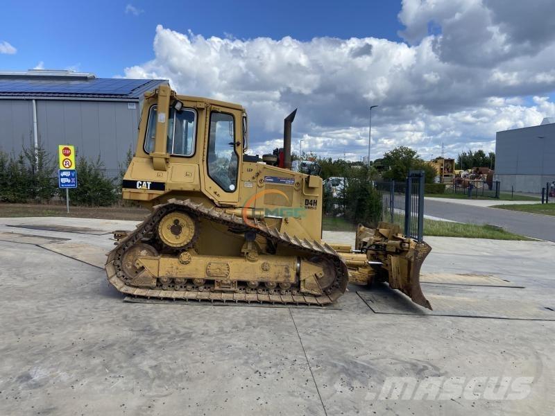 CAT D4H Pásové dozery