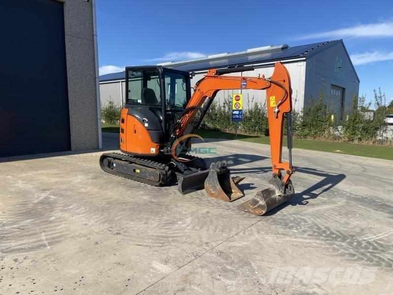 Hitachi ZX336 Kolová rýpadla