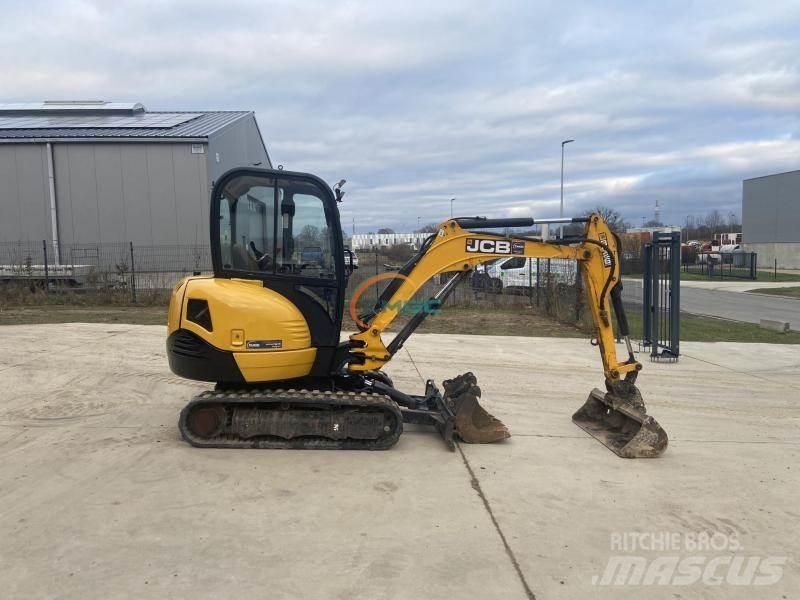 JCB 802 Kolová rýpadla