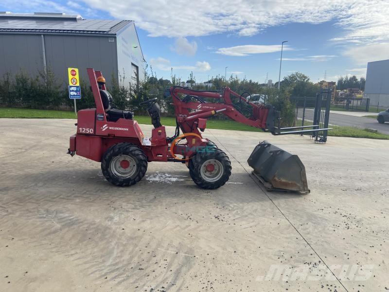 Weidemann 1250 Kolové nakladače