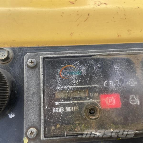 Yanmar C 30 R Pevné dempry