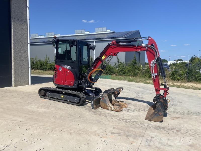 Yanmar VIO38-6 Kolová rýpadla