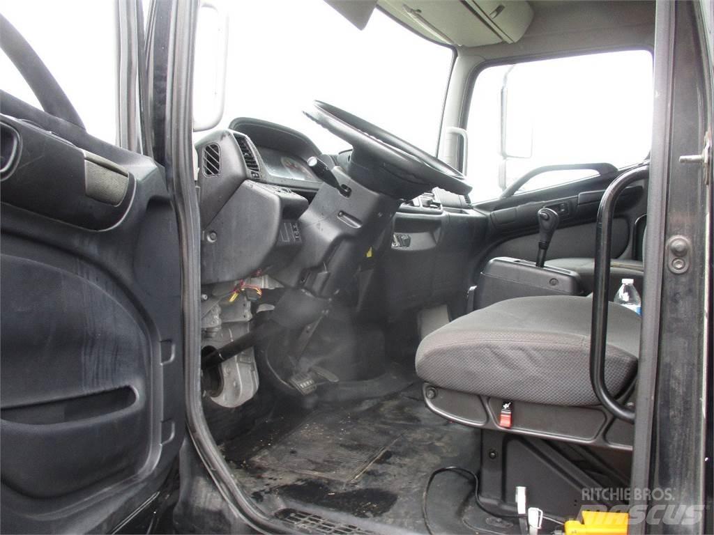 Hino 338 Sklápěče