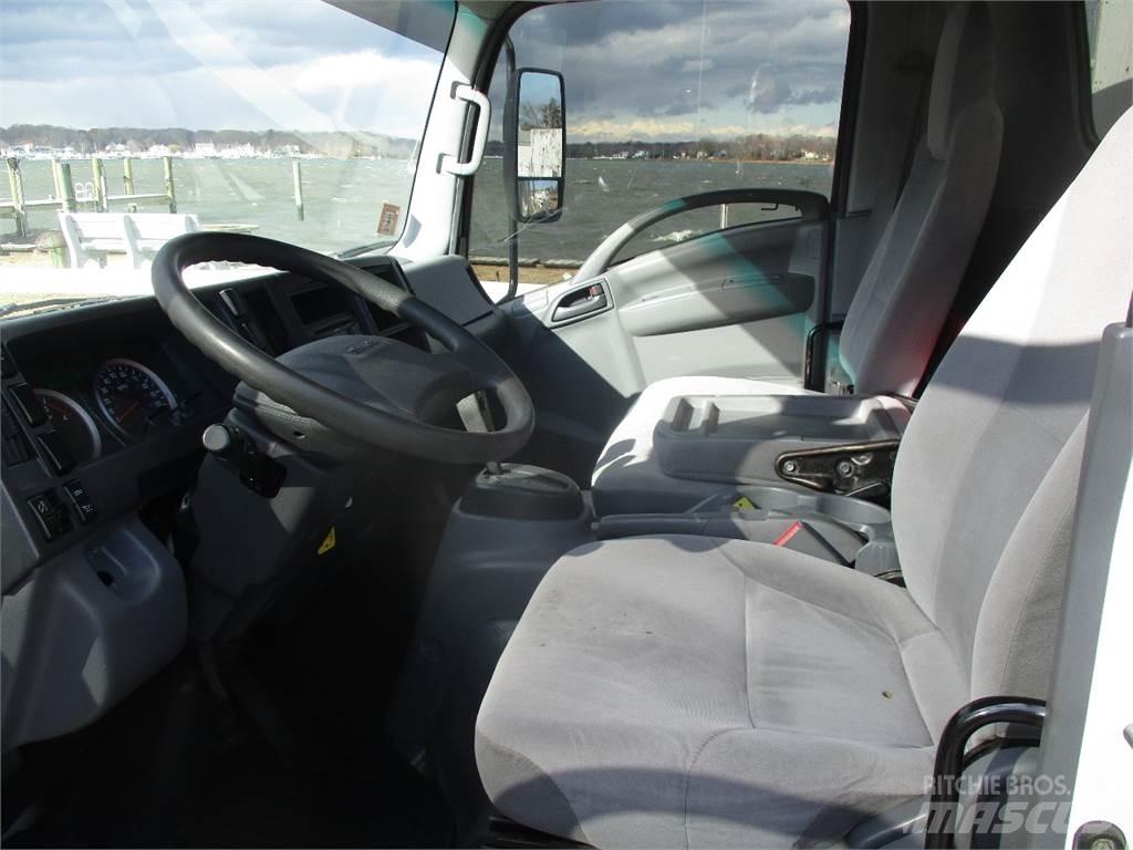 Isuzu NRR Komunální / Multi-užitková vozidla