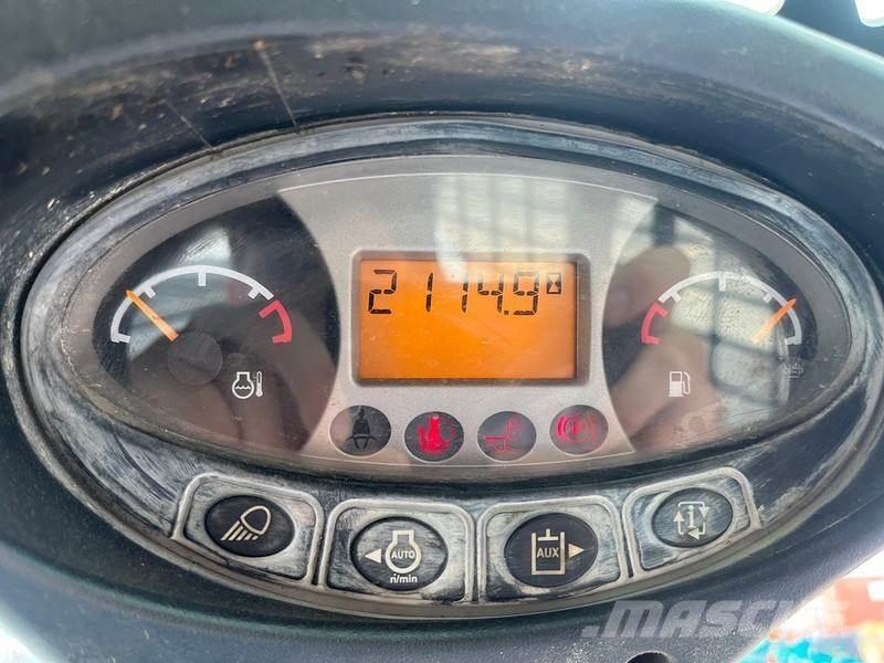 Bobcat T590 HF Mininakladače