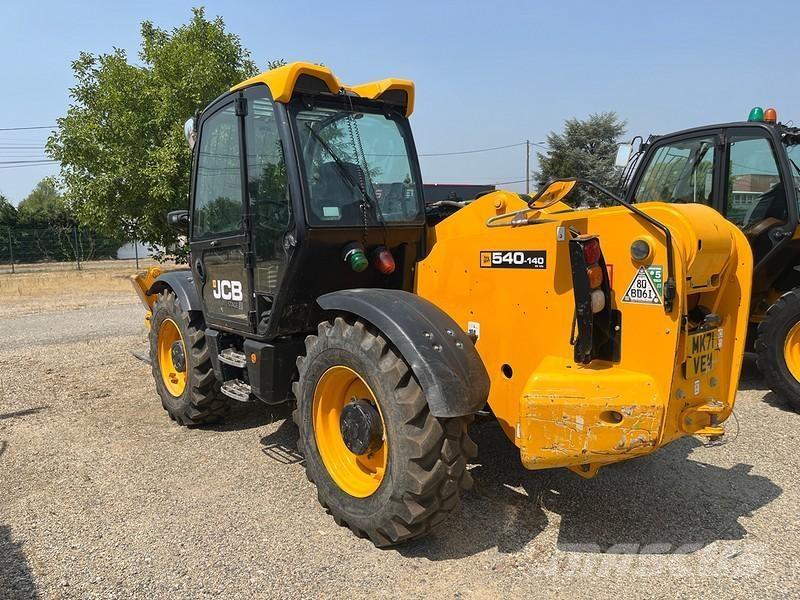JCB 540-140 Teleskopické manipulátory