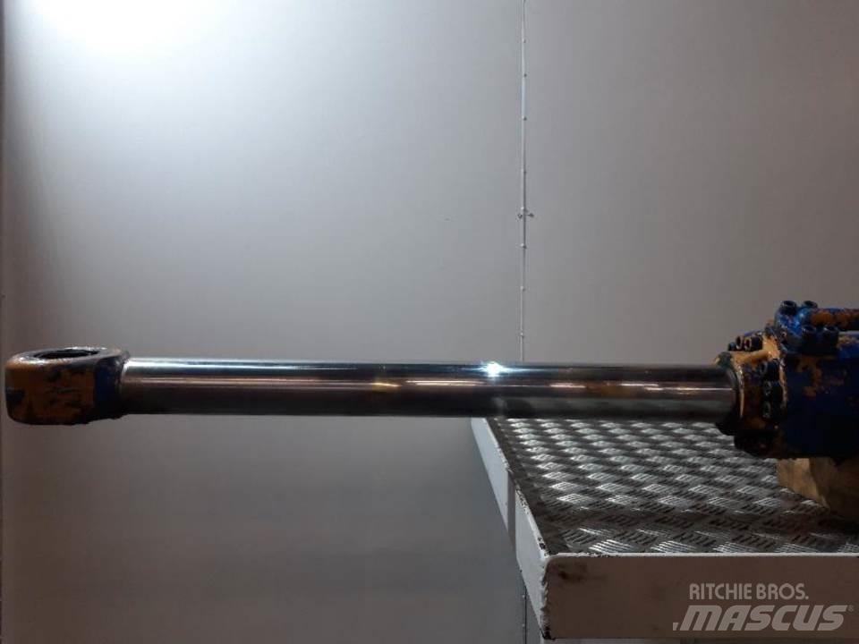 CASE 688B Hydraulika