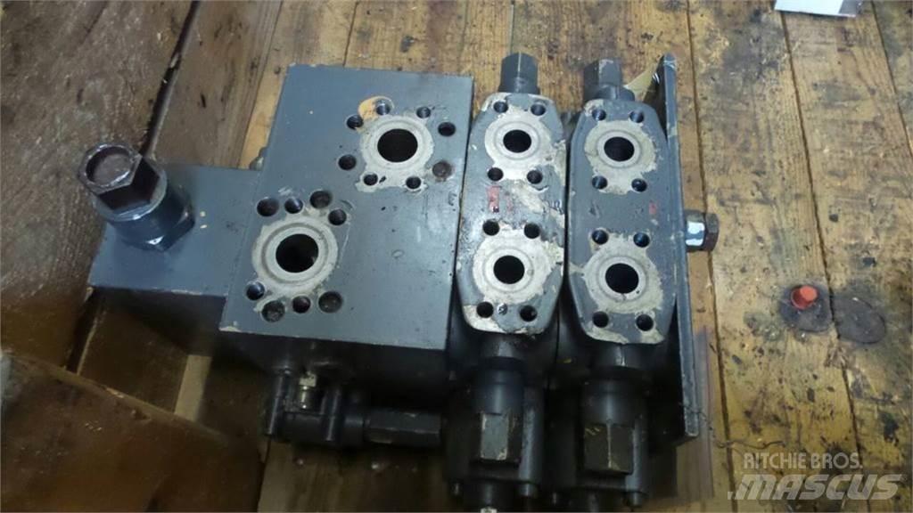 CASE 788 Hydraulika