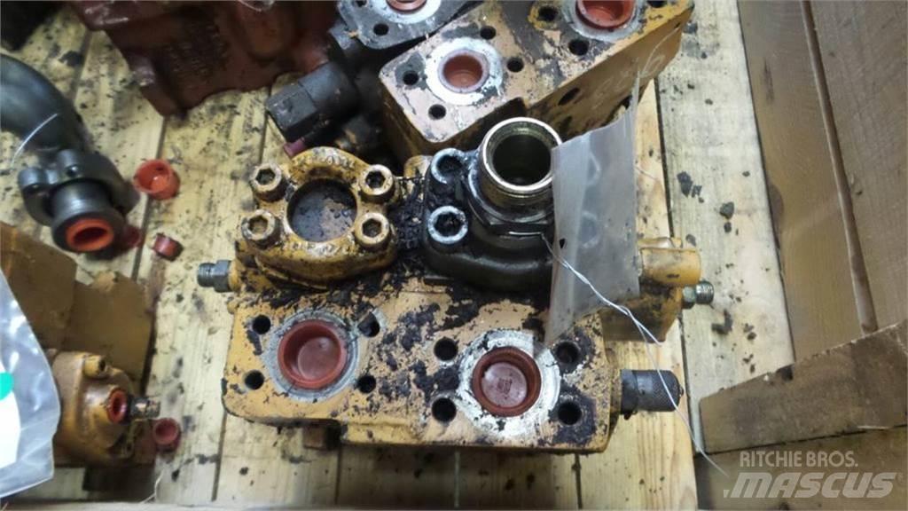 CASE 988 Hydraulika
