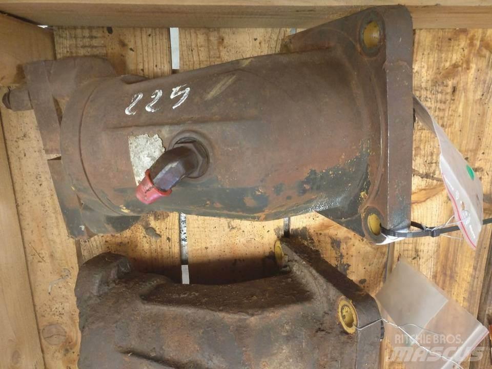 CAT 225B Hydraulika