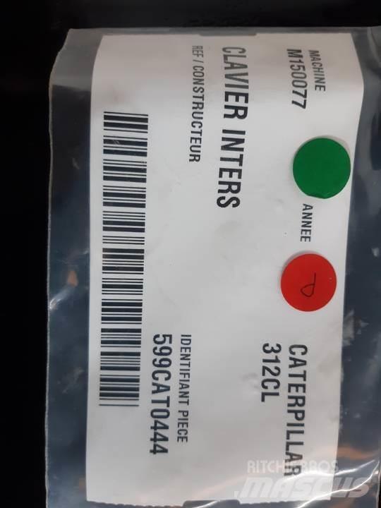 CAT 312CL Kabiny a interiér