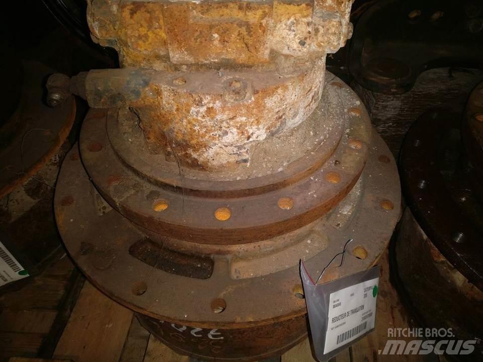 CAT 320 Převodovka