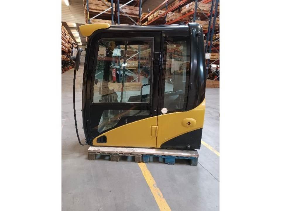 CAT 320DL Kabiny a interiér