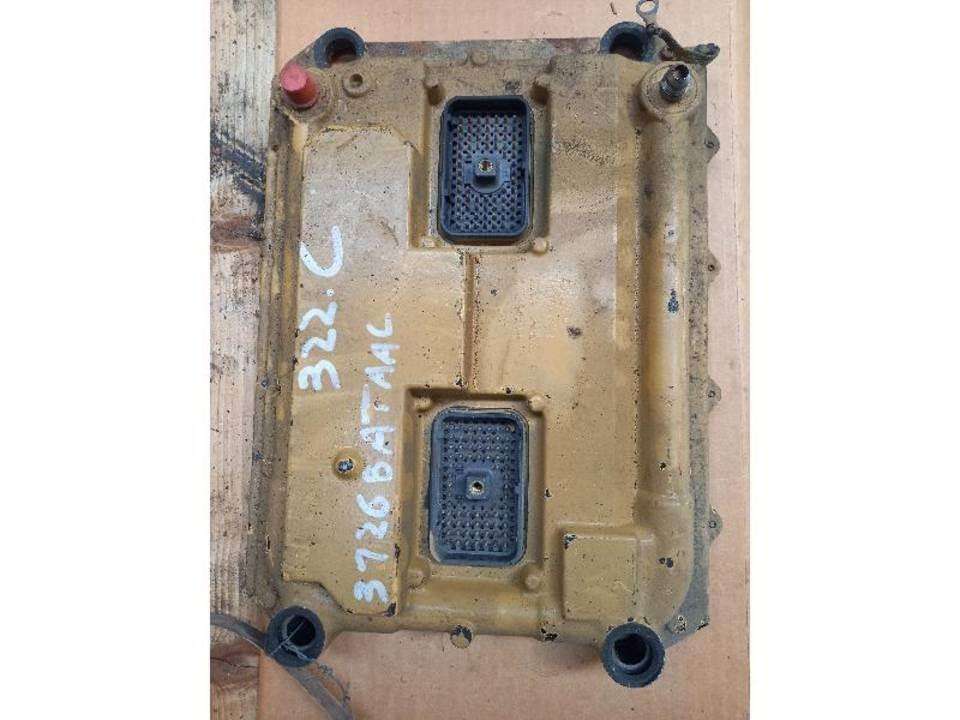 CAT 322C Kabiny a interiér