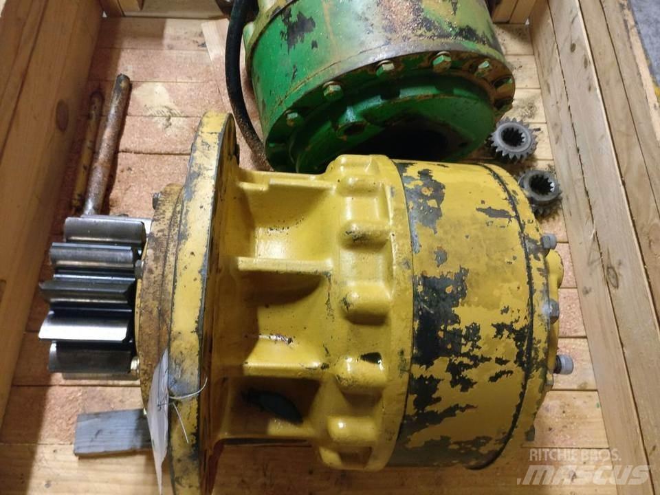 CAT 325L Převodovka