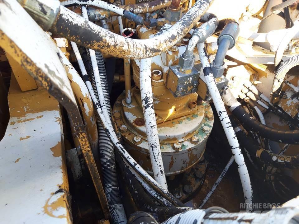 CAT 325LN Převodovka