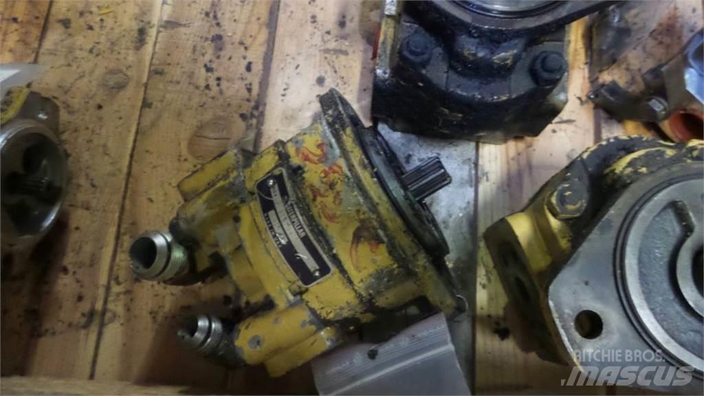 CAT 330B Hydraulika
