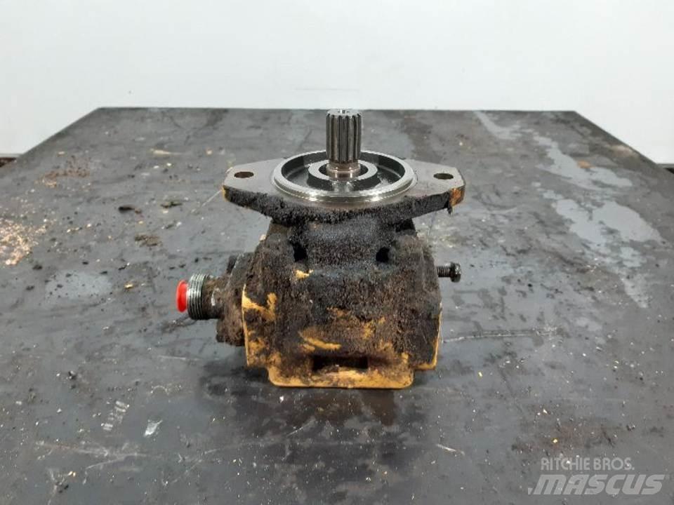 CAT 330BL Hydraulika