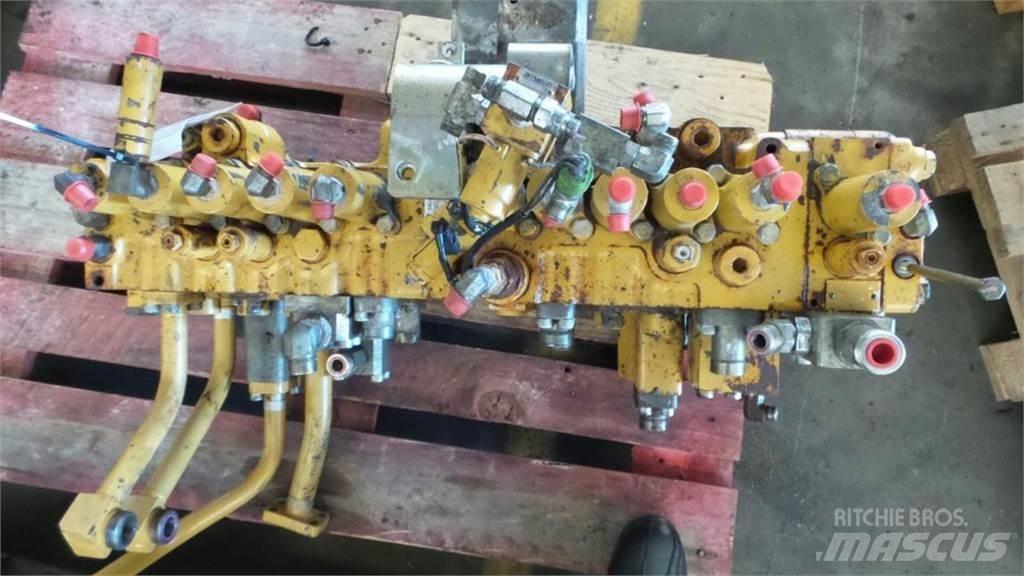 CAT 330DL Hydraulika
