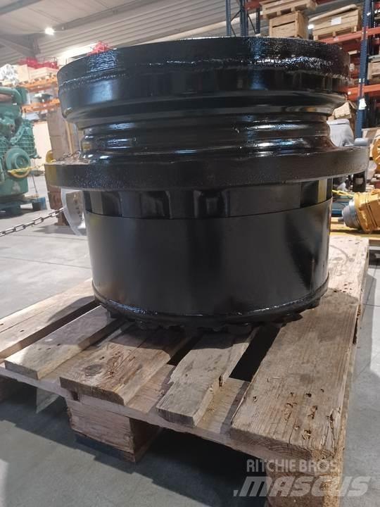 CAT 345C Převodovka