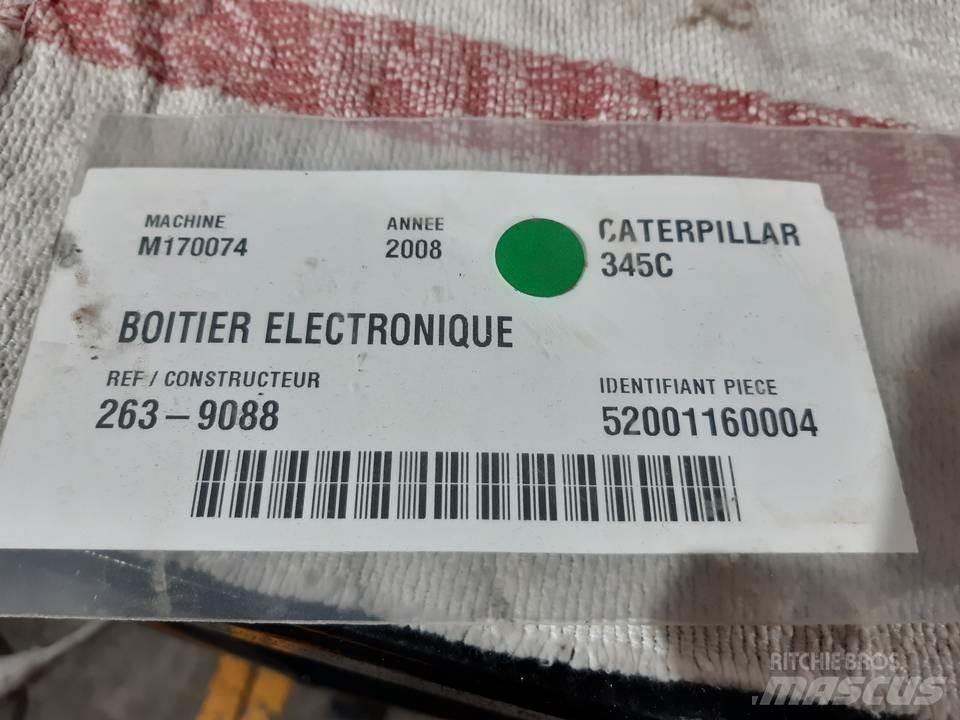 CAT 345C Kabiny a interiér
