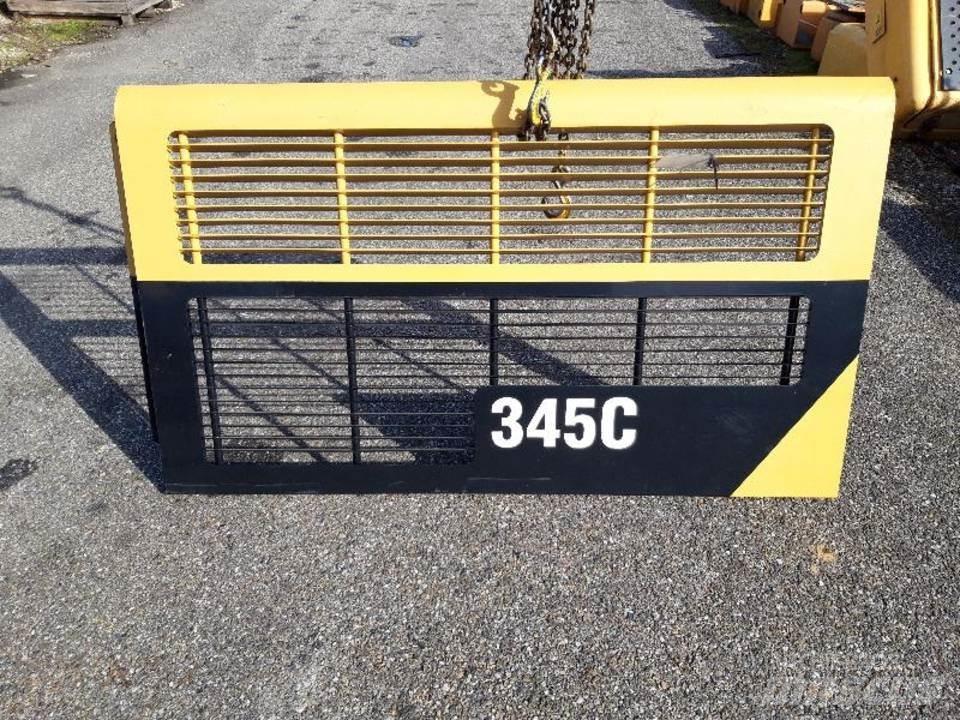 CAT 345C Kabiny a interiér