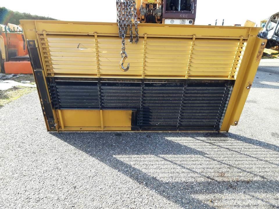 CAT 345C Kabiny a interiér