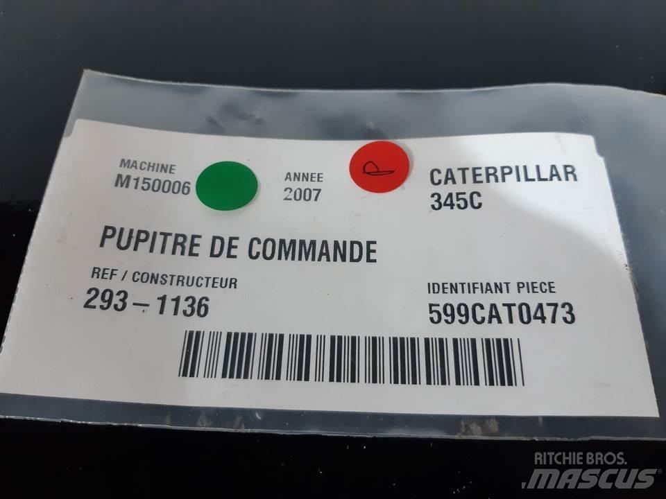 CAT 345C Kabiny a interiér