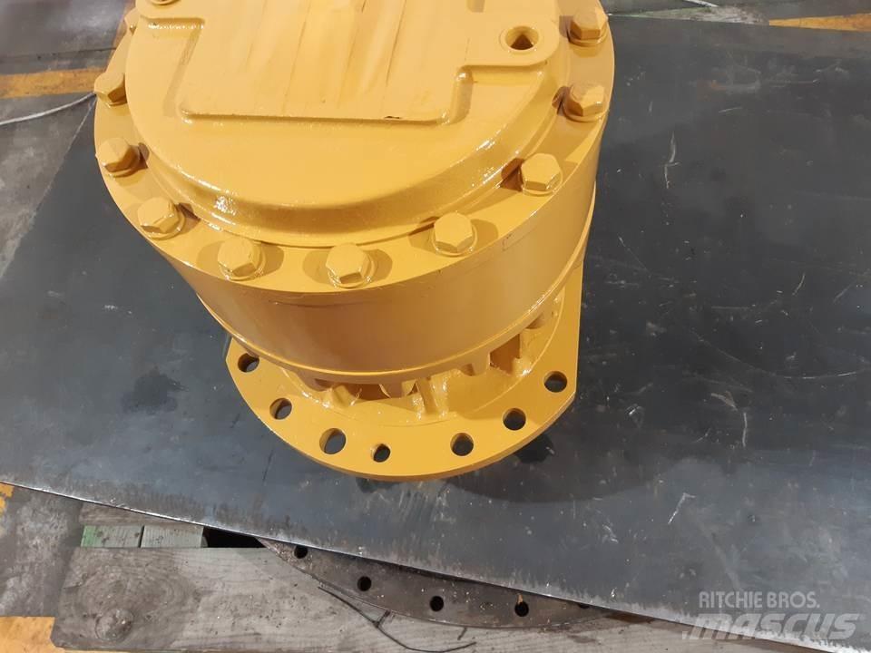 CAT 345D Převodovka