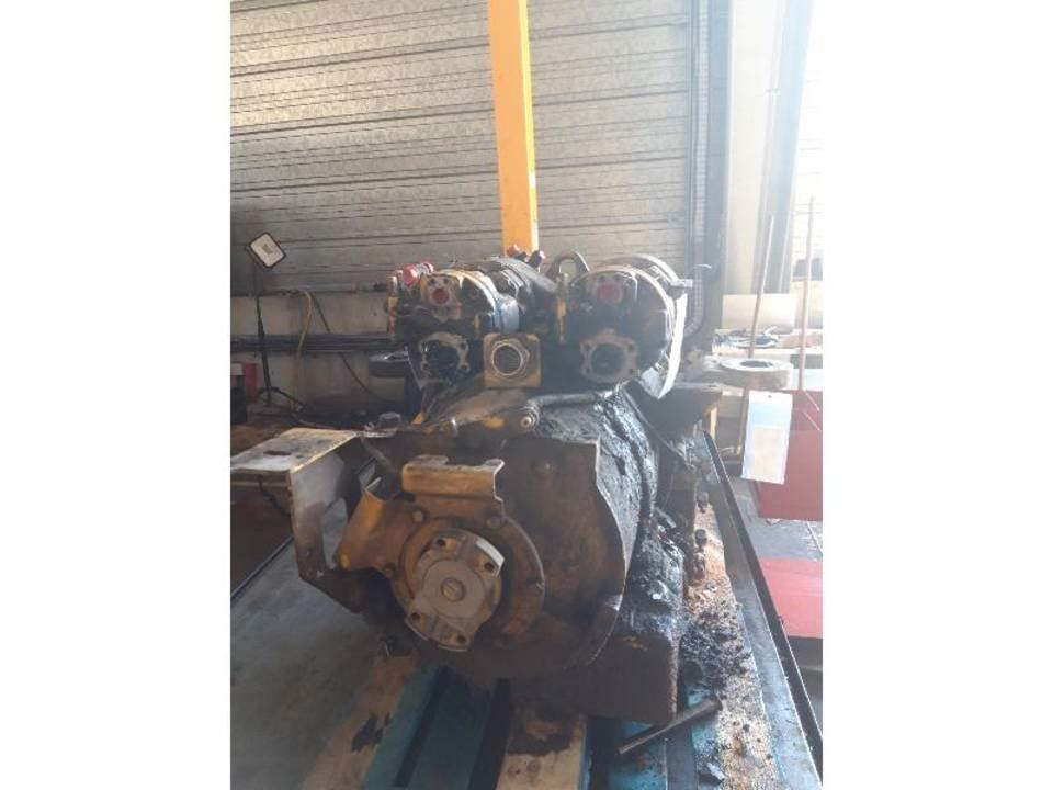 CAT 730 Převodovka