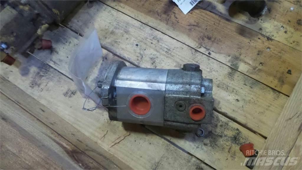 CAT 735 Hydraulika