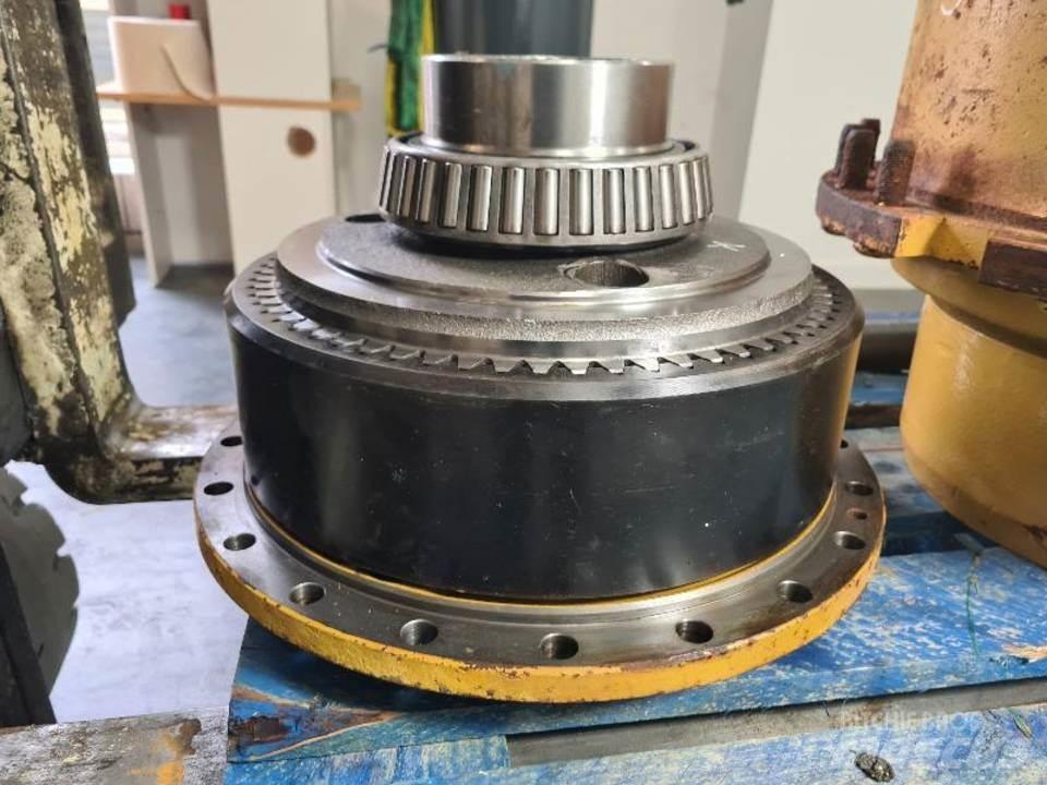 CAT 735 Převodovka