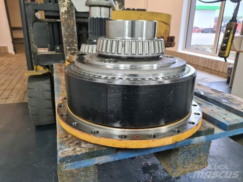 CAT 735 Převodovka