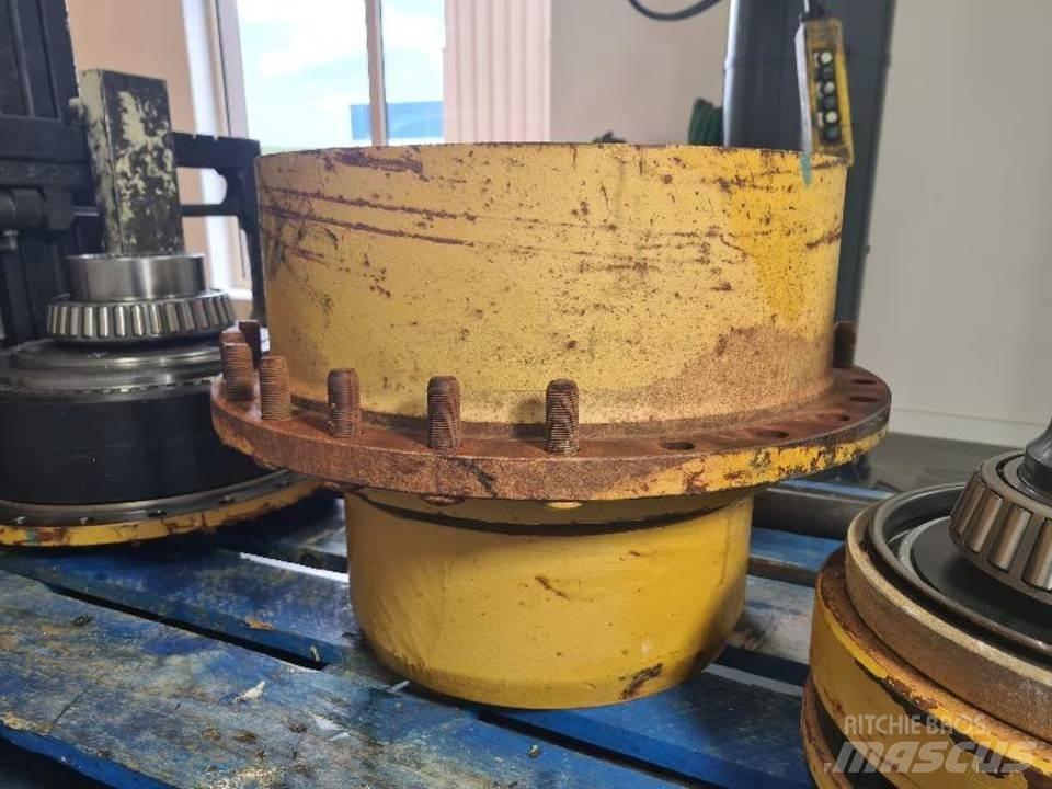 CAT 735 Převodovka