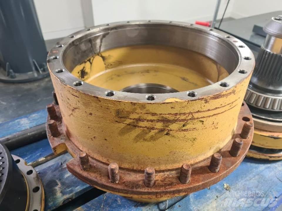 CAT 735 Převodovka